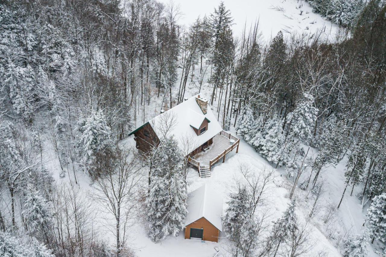 Vila Domaine La Cedriere Grenville-Sur-La-Rouge Exteriér fotografie